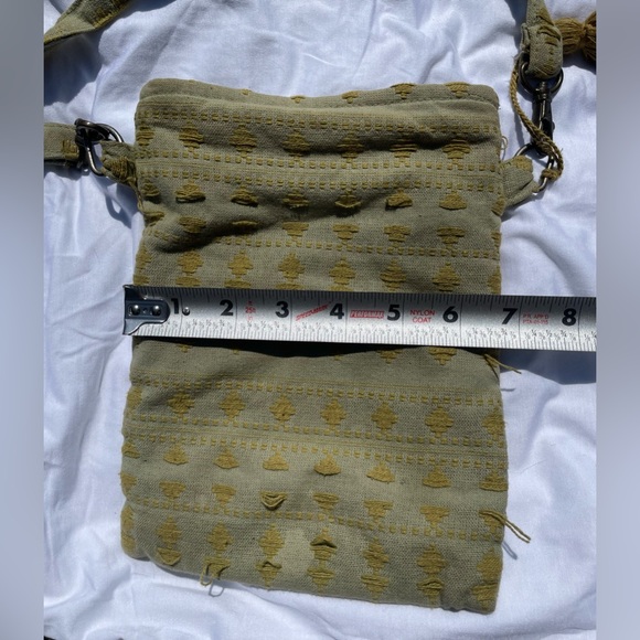 Earthbound Green Shoulder Bag - Picture 9 of 13